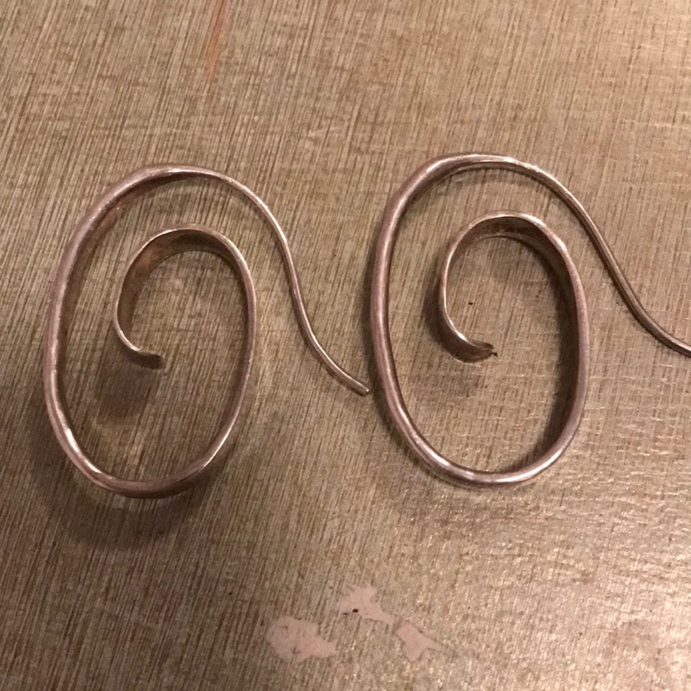 James Avery Sterling Floating Spiral Ear Hooks
